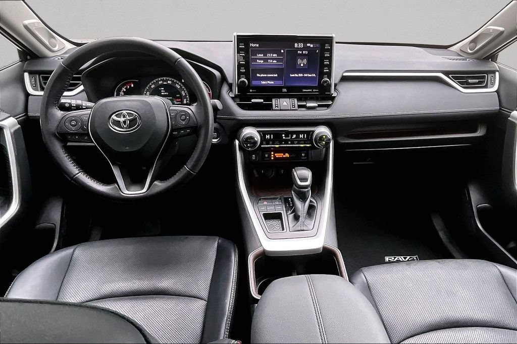 Certified 2022 Toyota RAV4 Limited FWD image 9
