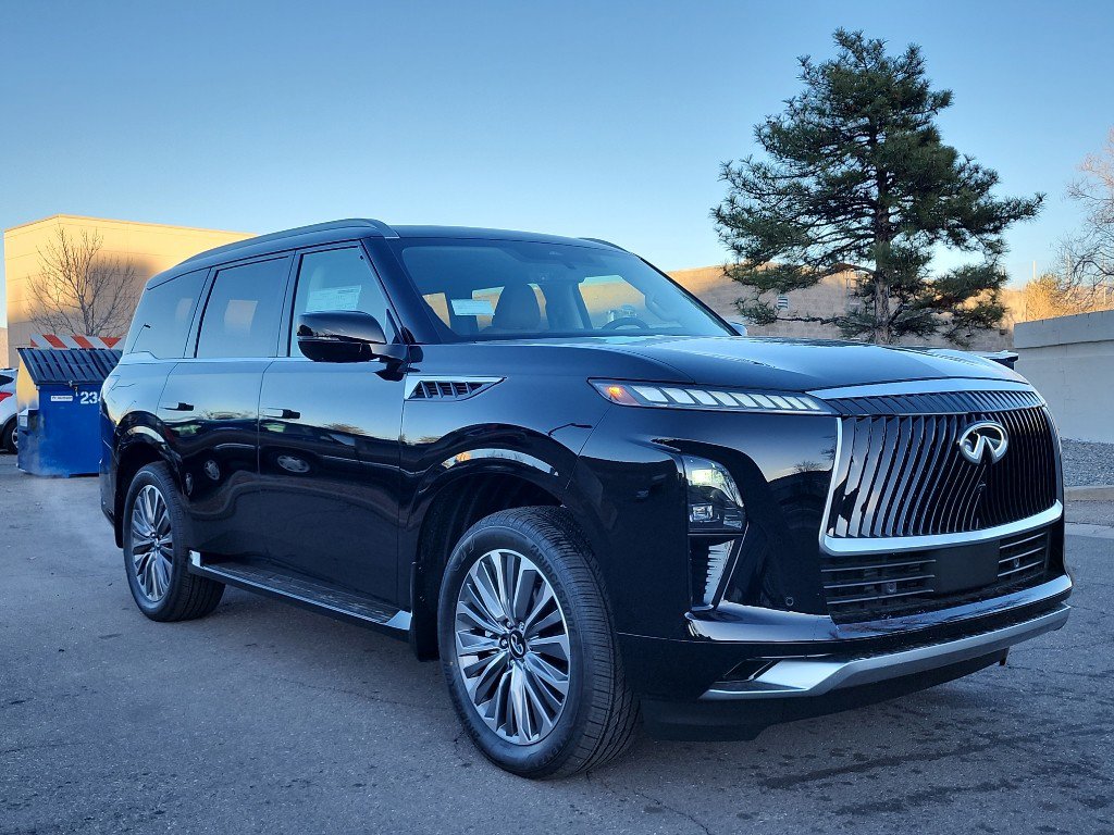 New 2026 INFINITI QX80 Luxe w/ Cargo Package image 3