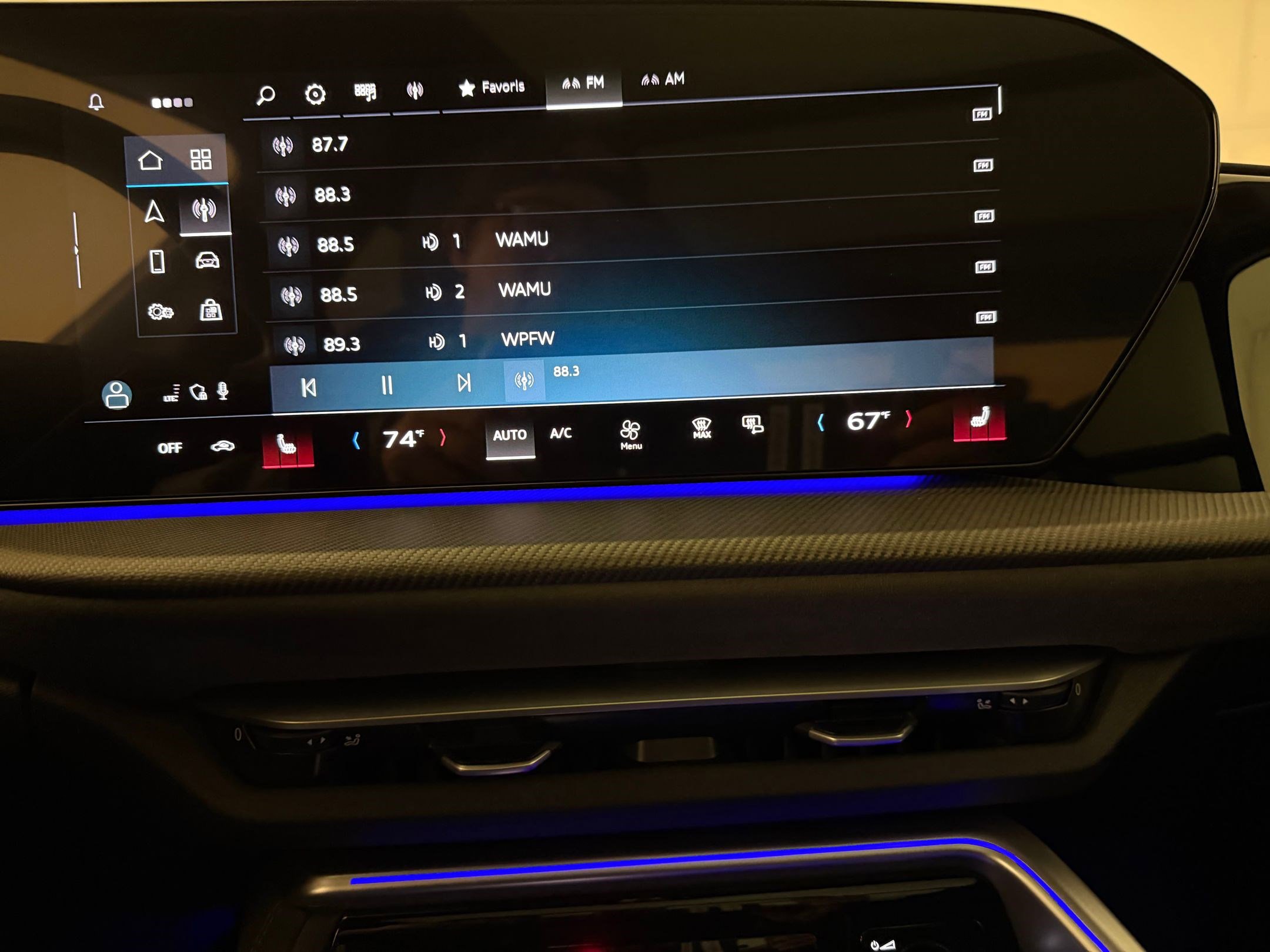 Certified 2025 Audi SQ5 Premium Plus w/ Premium Plus Package AWD/4WD image 23