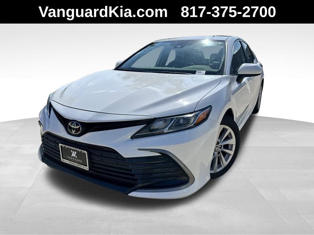 Used 2022 Toyota Camry LE