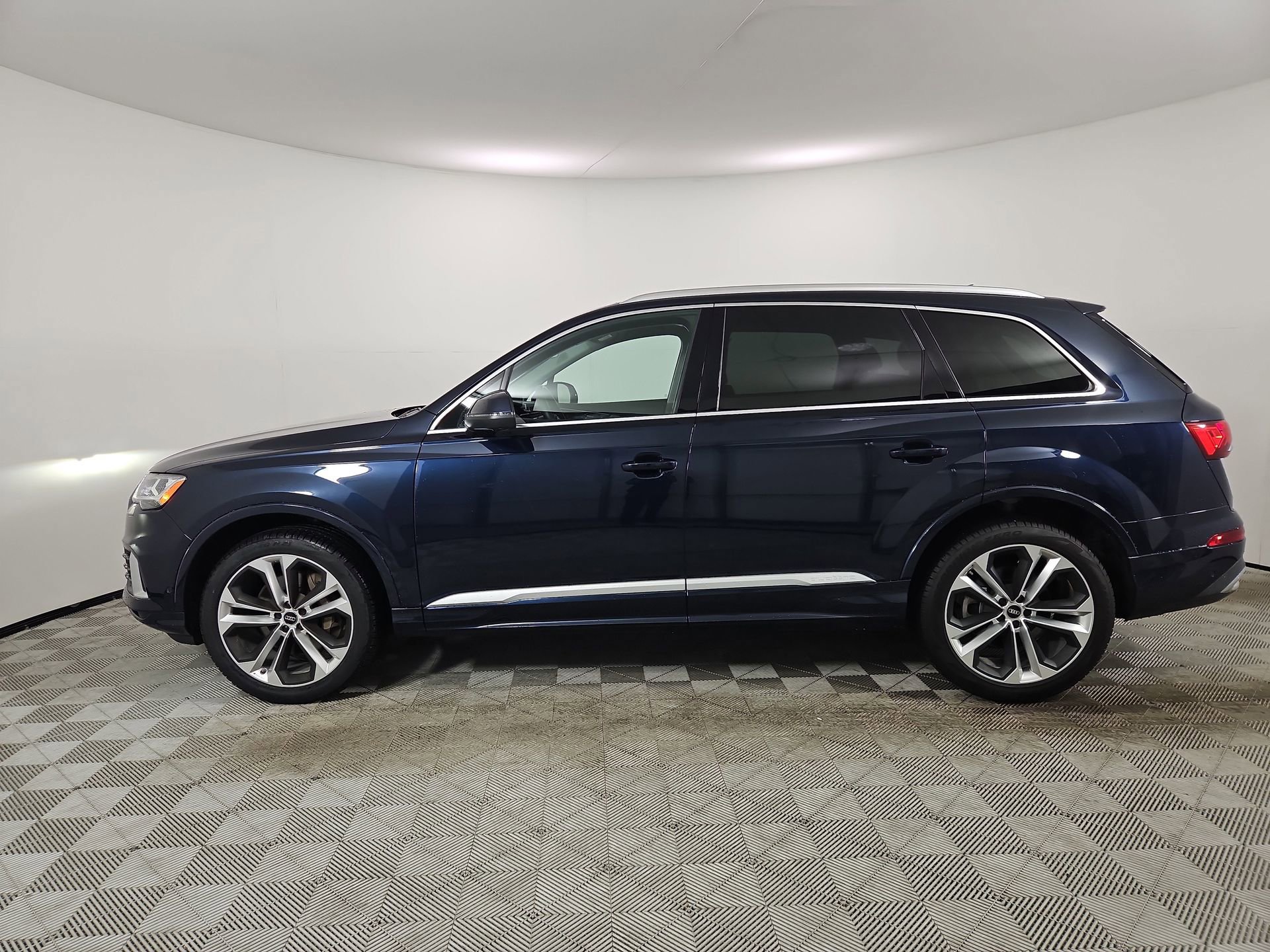 Certified 2023 Audi Q7 3.0T Premium Plus w/ Premium Plus Package image 4