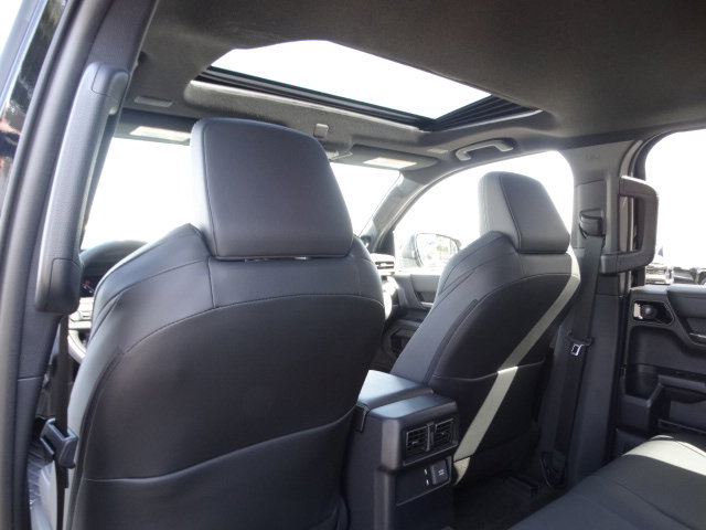 New 2026 Toyota 4Runner Limited AWD/4WD image 14