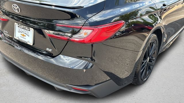 Used 2025 Toyota Camry SE FWD image 32