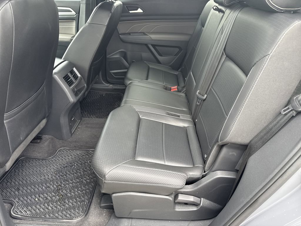 Used 2021 Volkswagen Atlas Cross Sport SE w/ Panoramic Sunroof Package FWD image 24