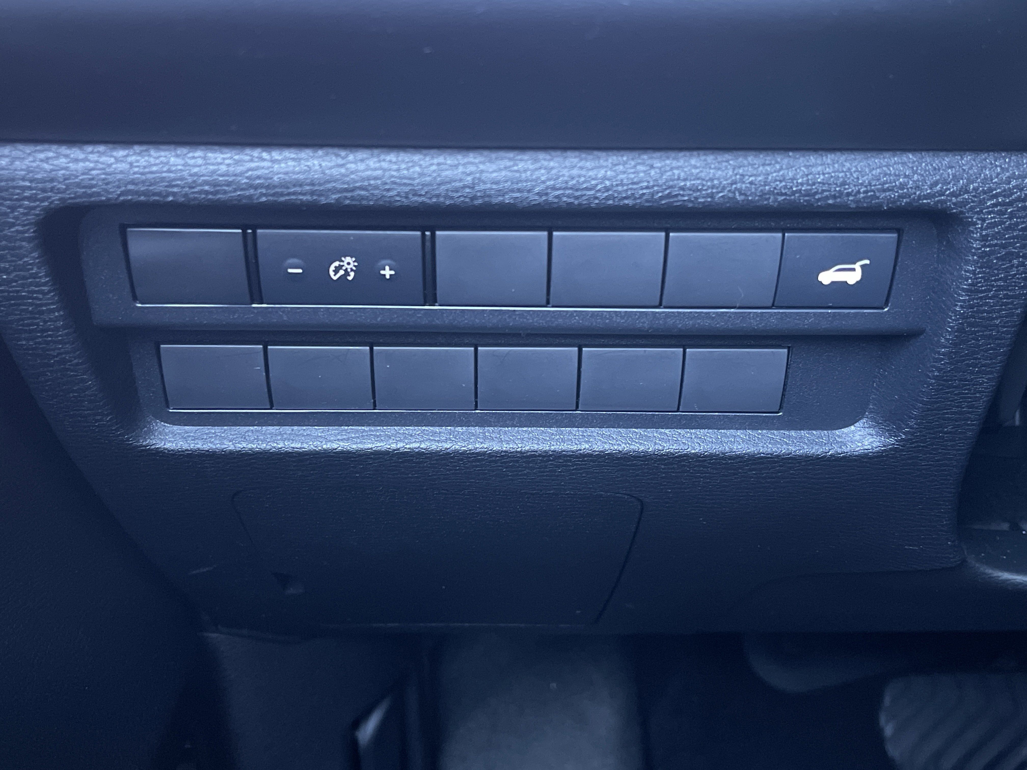 Used 2023 Mitsubishi Outlander SE Black Edition image 17