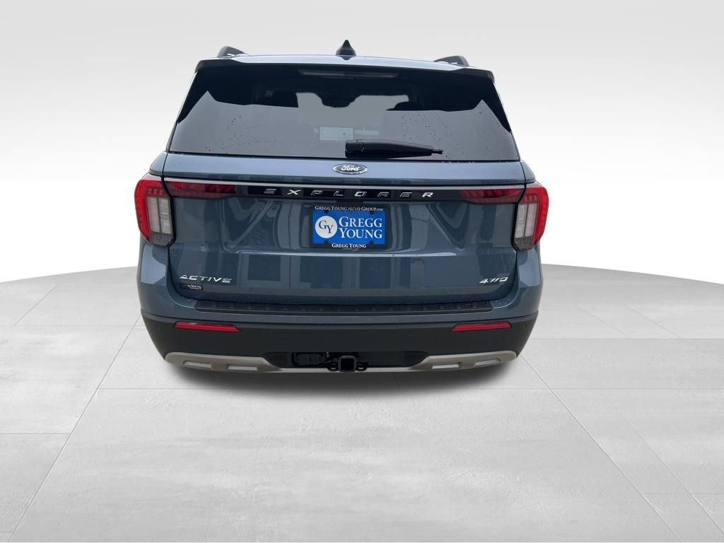 Used 2026 Ford Explorer Active w/ Active Comfort Package image 6