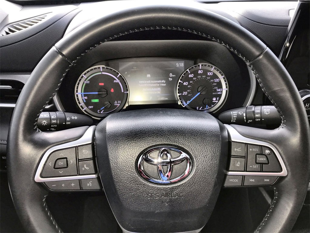 Used 2024 Toyota Highlander XLE image 14