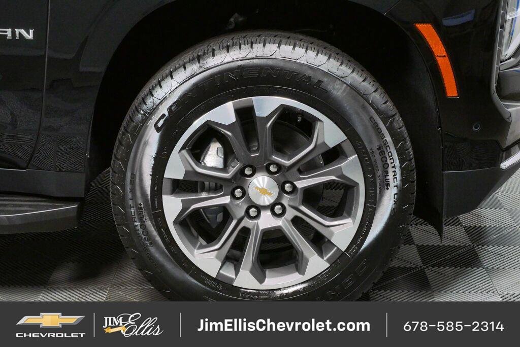 New 2026 Chevrolet Suburban LS RWD image 35