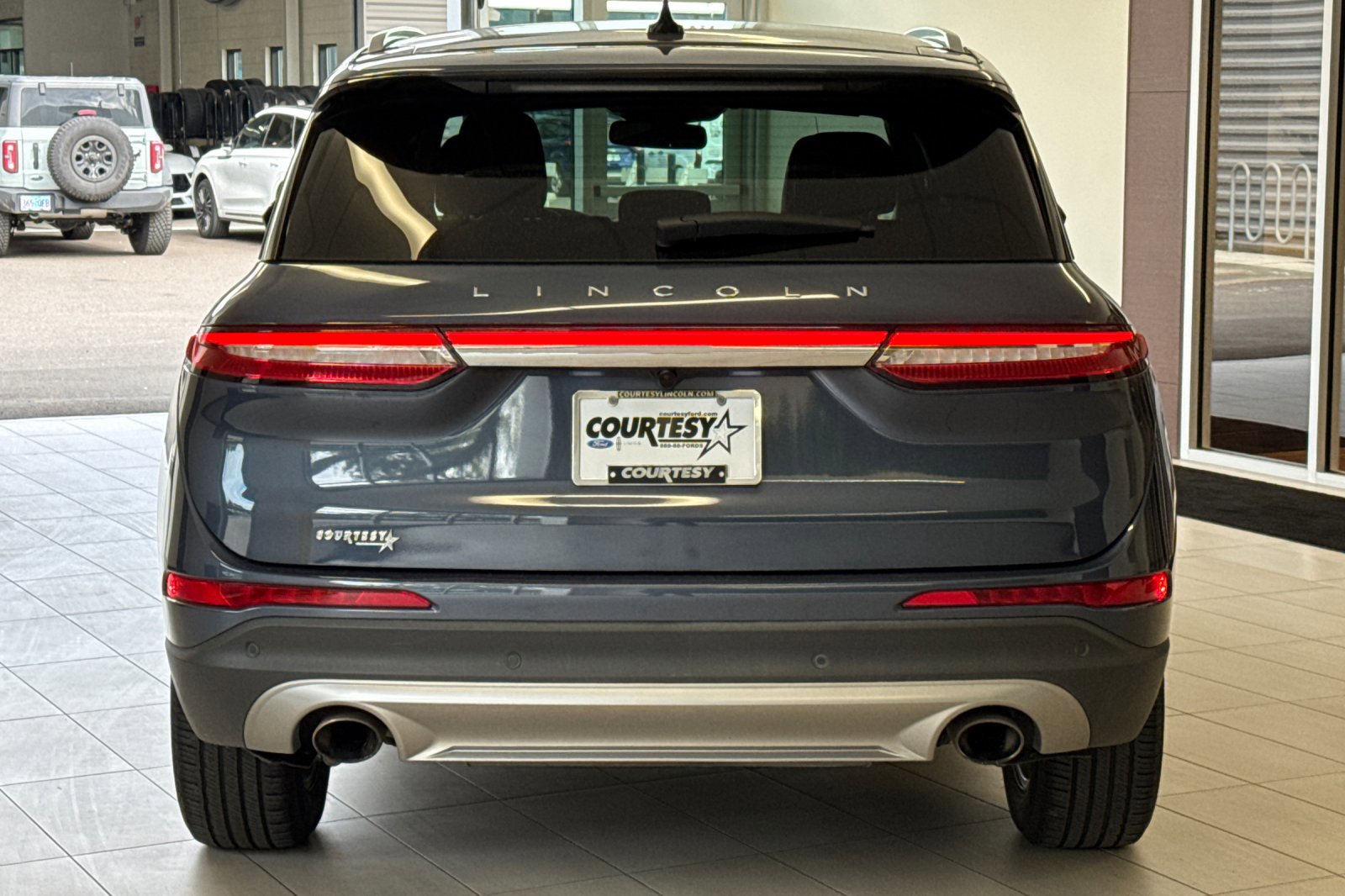 Certified 2022 Lincoln Corsair FWD image 5