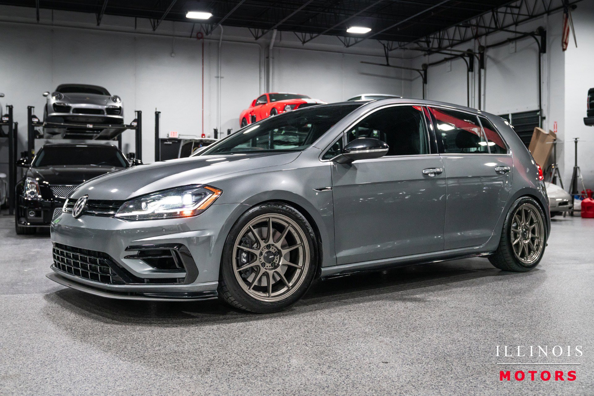 Used 2019 Volkswagen Golf 4-Door image 1
