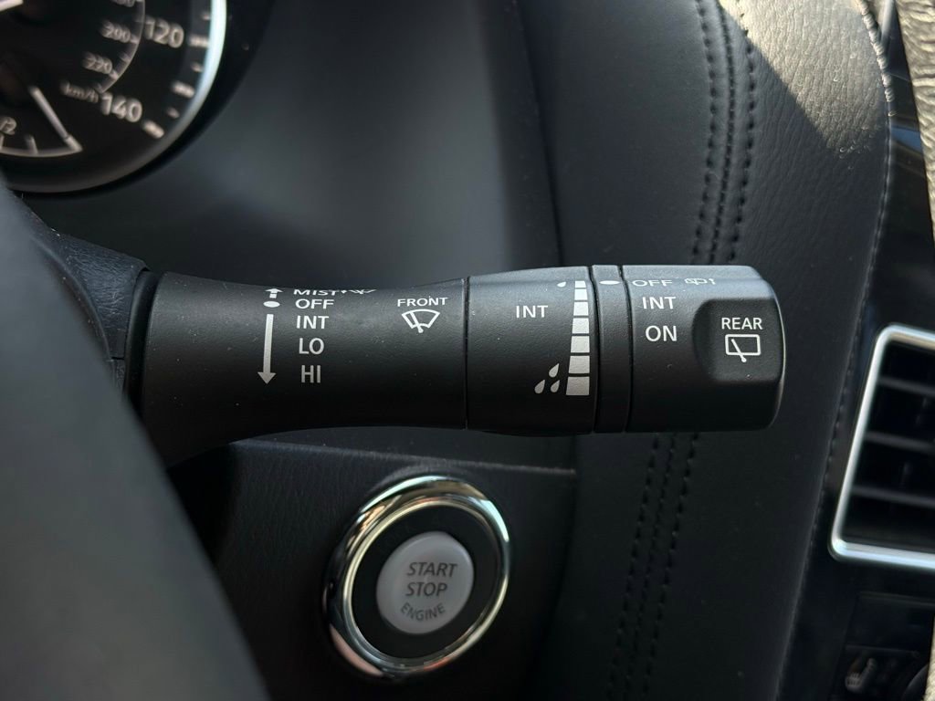 Used 2024 Nissan Armada SL image 34