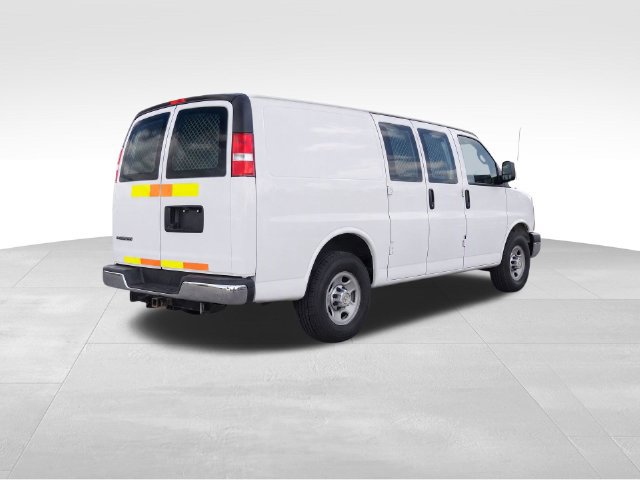 Used 2014 Chevrolet Express 2500 RWD image 8