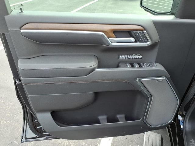 New 2026 Chevrolet Silverado 1500 High Country AWD/4WD image 11