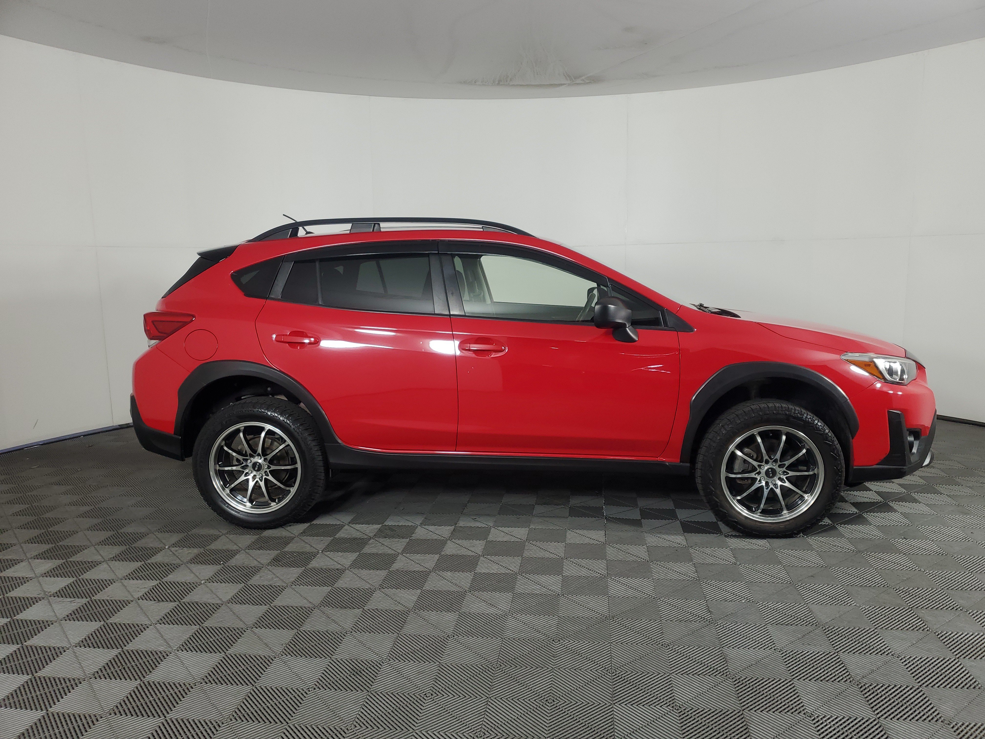 Used 2021 Subaru Crosstrek 2.0i AWD/4WD image 3