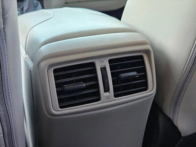 Used 2022 Nissan Rogue Sport SV w/ Technology Package image 12