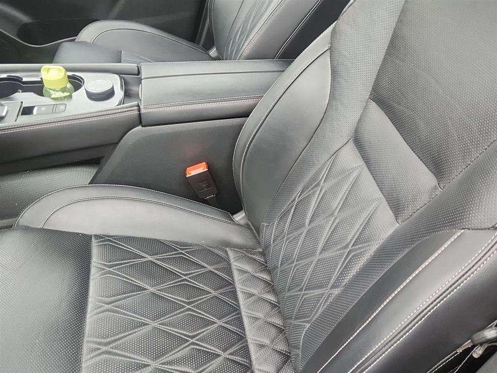 Used 2021 Nissan Rogue Platinum image 11