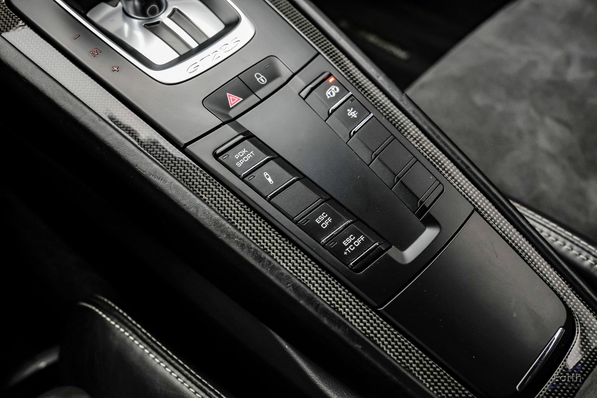 Used 2018 Porsche 911 GT2 RS w/ Weissach Package RWD image 68