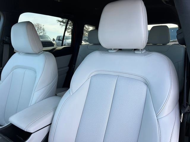 New 2026 Jeep Cherokee Limited image 11