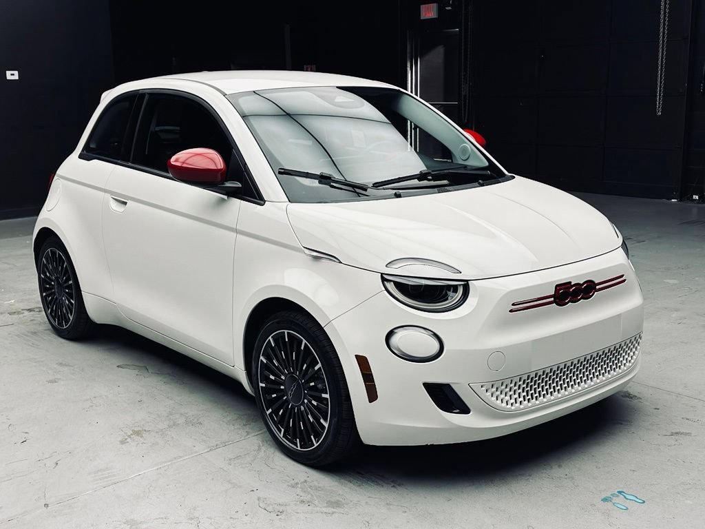 Used 2024 FIAT 500 e (RED) FWD image 9