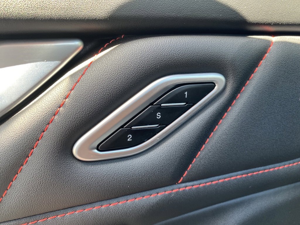 Used 2023 Maserati Levante GT image 29