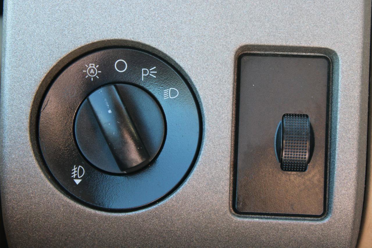 Used 2008 Ford F250 FX4 image 23