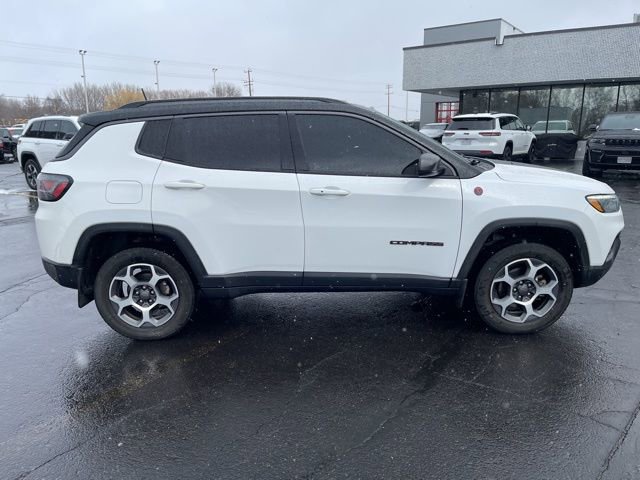 Used 2022 Jeep Compass Trailhawk w/ Trailhawk Elite Group image 11