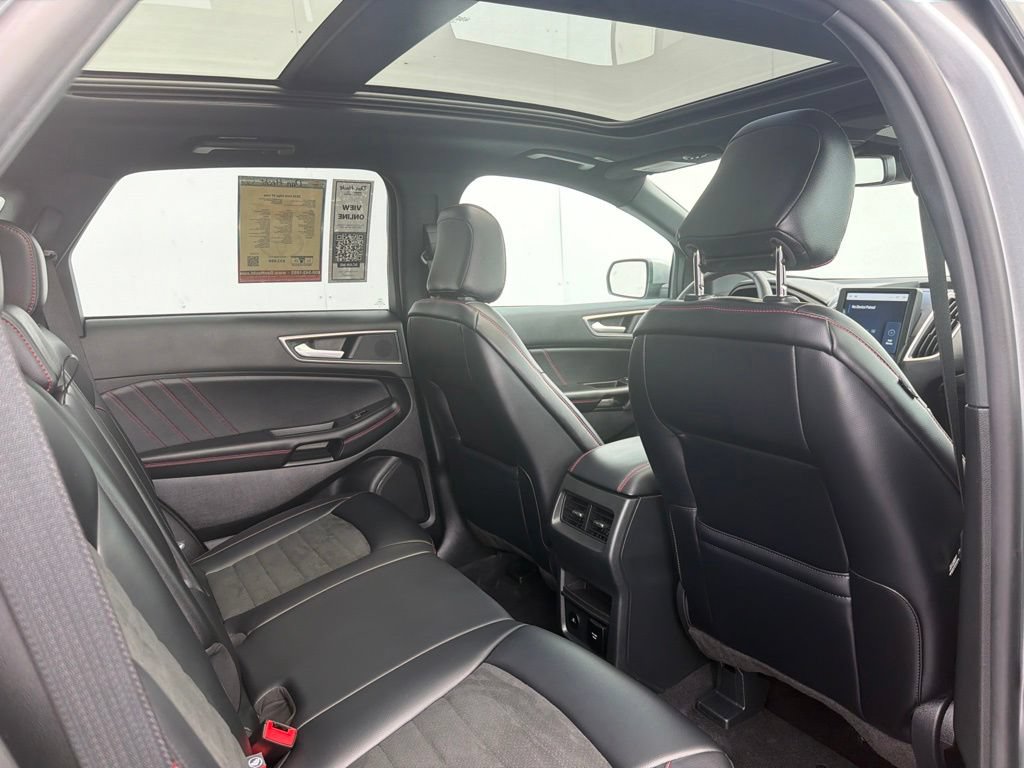 Used 2024 Ford Edge ST-Line AWD/4WD image 7