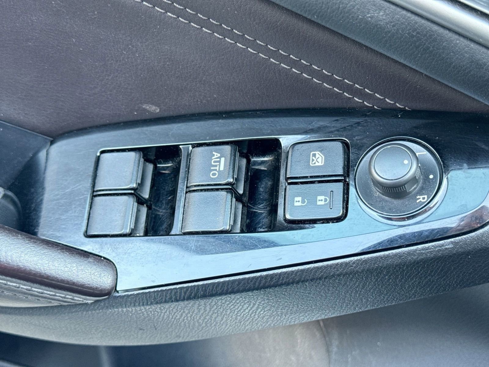 Used 2018 MAZDA MAZDA3 Touring image 16