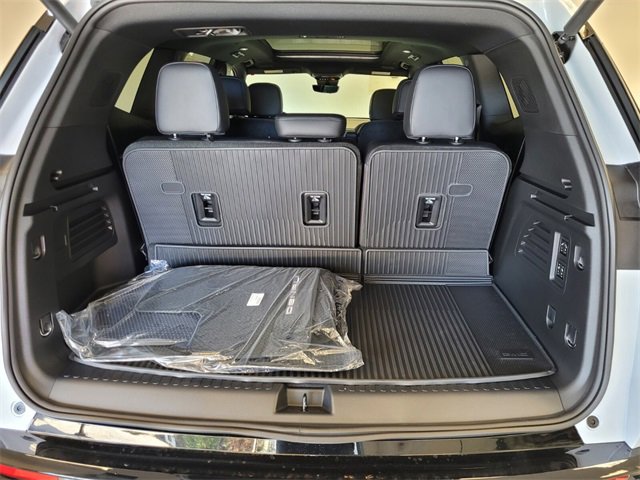 New 2026 GMC Acadia Denali w/ Super Cruise Package image 15