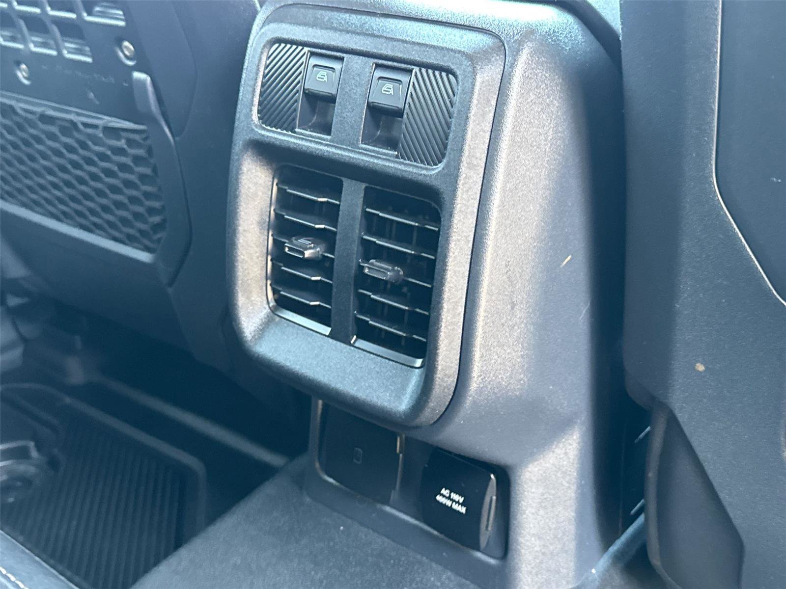Used 2025 Ford Bronco Badlands AWD/4WD image 20