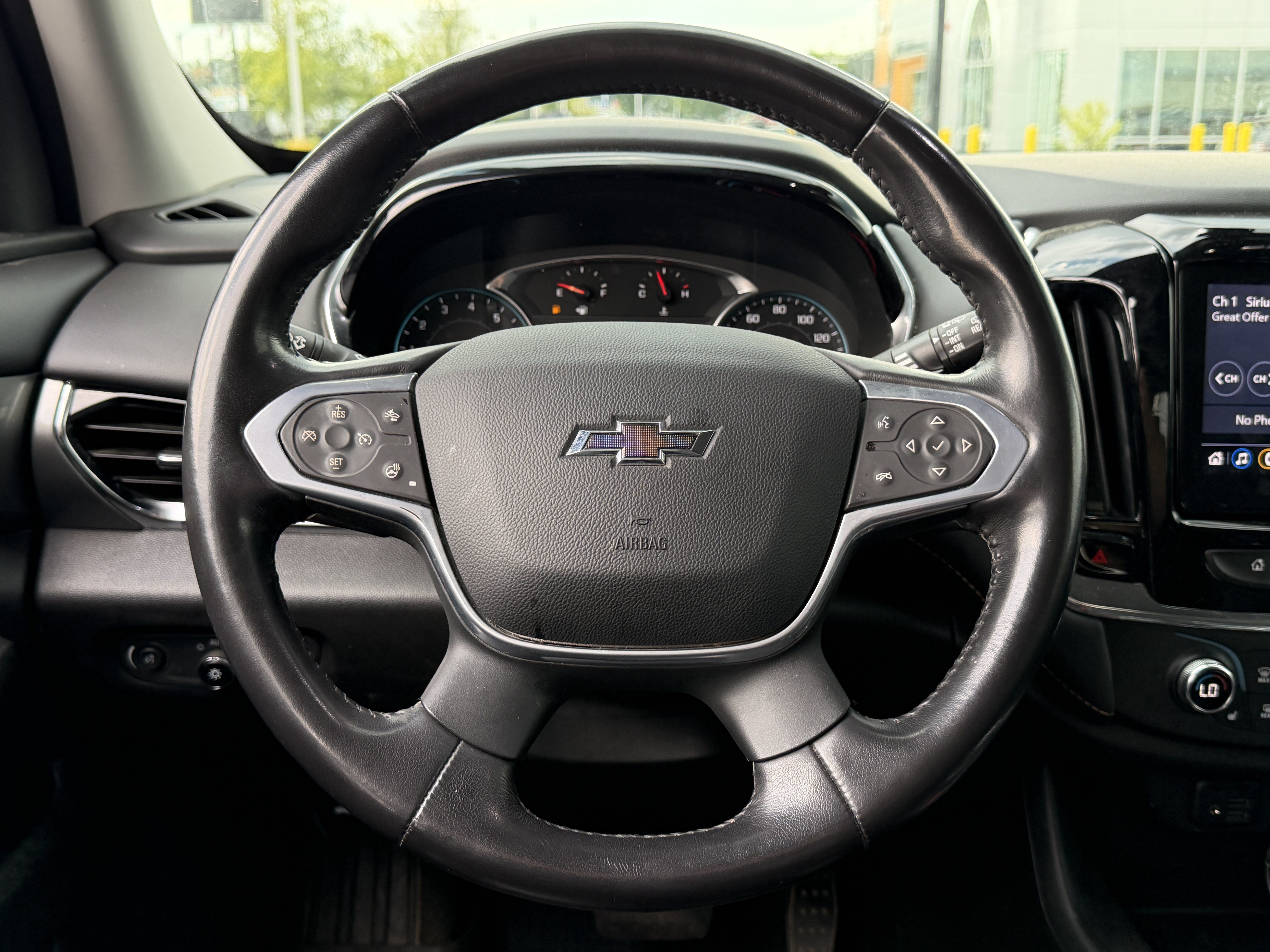 Used 2021 Chevrolet Traverse RS FWD image 6