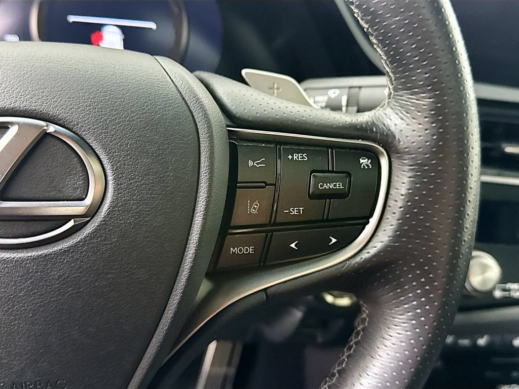 Used 2022 Lexus ES 350 F Sport w/ Accessory Package FWD image 12