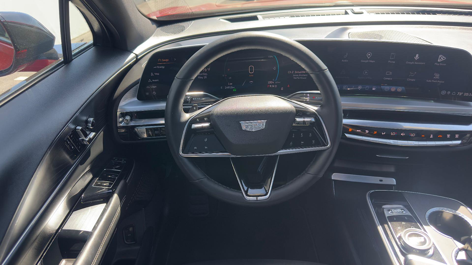 Certified 2024 Cadillac Lyriq Luxury AWD/4WD image 11