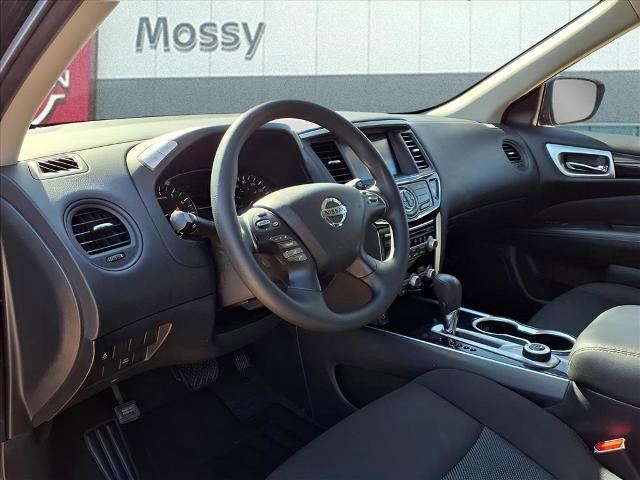 Certified 2020 Nissan Pathfinder S image 12