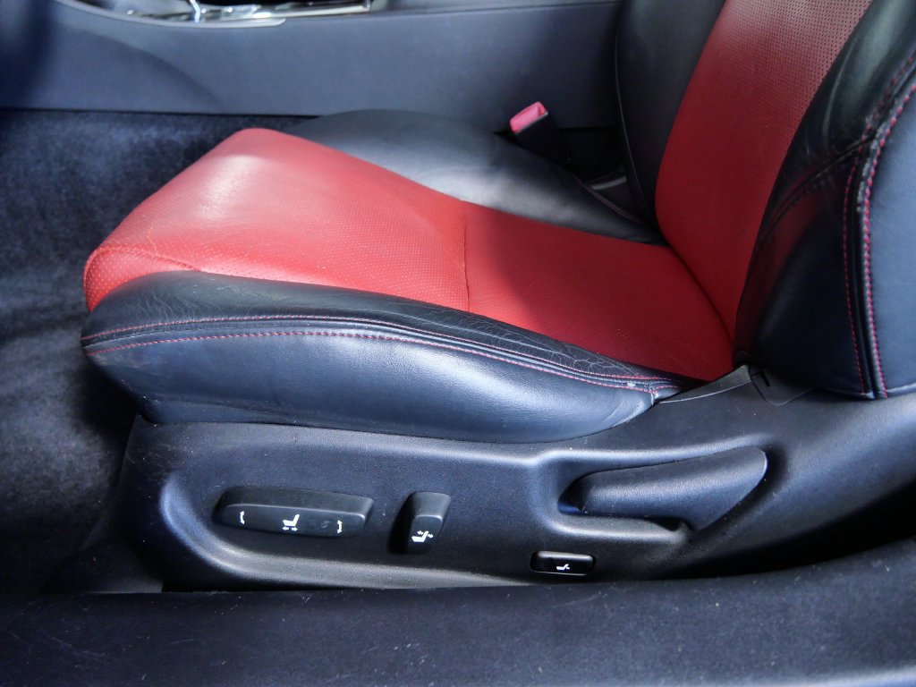 Used 2011 Lexus IS 350C w/ F-Sport Special Edition Pkg RWD image 14