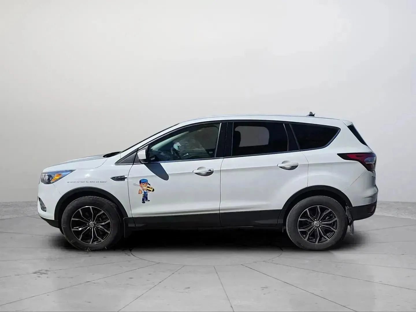 Used 2017 Ford Escape SE w/ SE Cold Weather Package AWD/4WD image 20