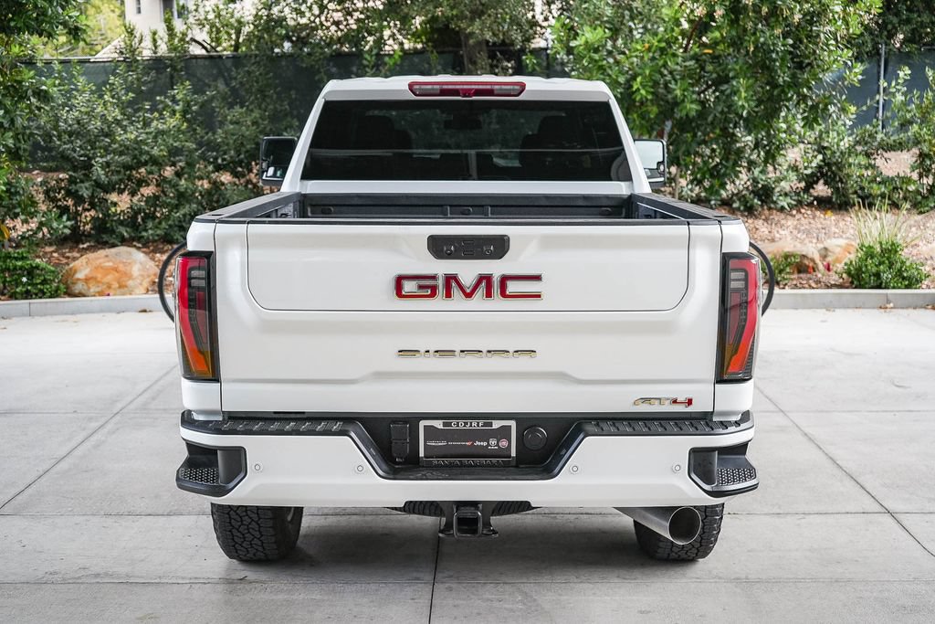 Used 2026 GMC Sierra 2500 AT4 AWD/4WD image 5