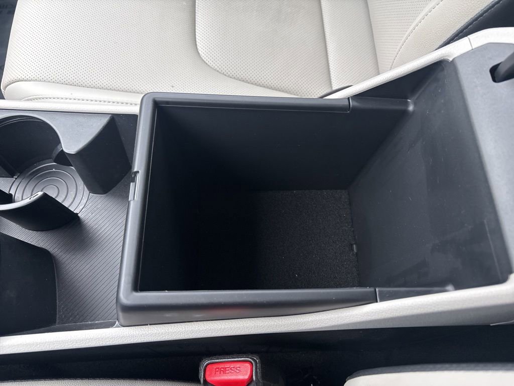 Used 2025 Kia Sportage EX image 31