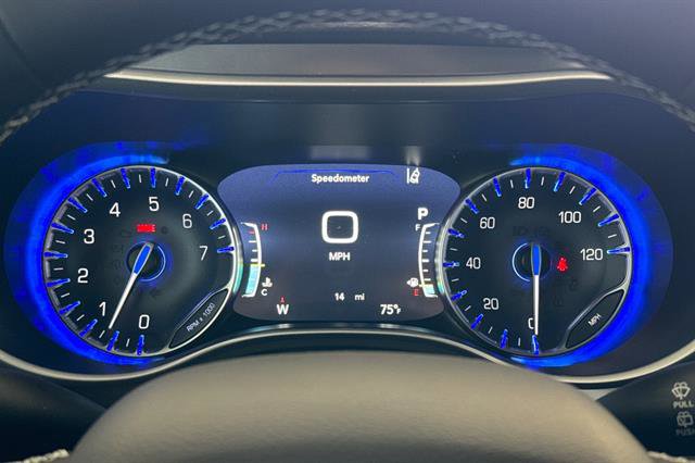 New 2026 Chrysler Pacifica Select image 22