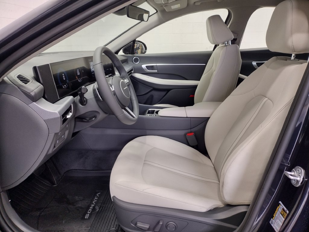 New 2026 Hyundai Sonata SEL AWD/4WD image 19