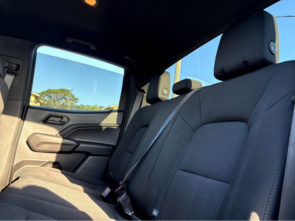 Certified 2024 Chevrolet Colorado W/T RWD image 16