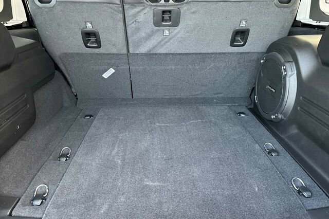 New 2026 Jeep Wrangler Unlimited Rubicon image 12