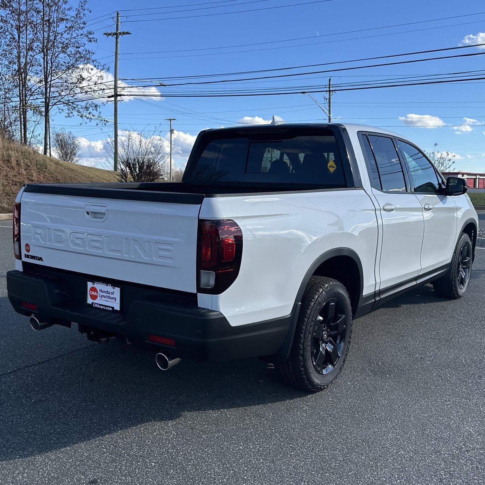 New 2026 Honda Ridgeline Black Edition image 5