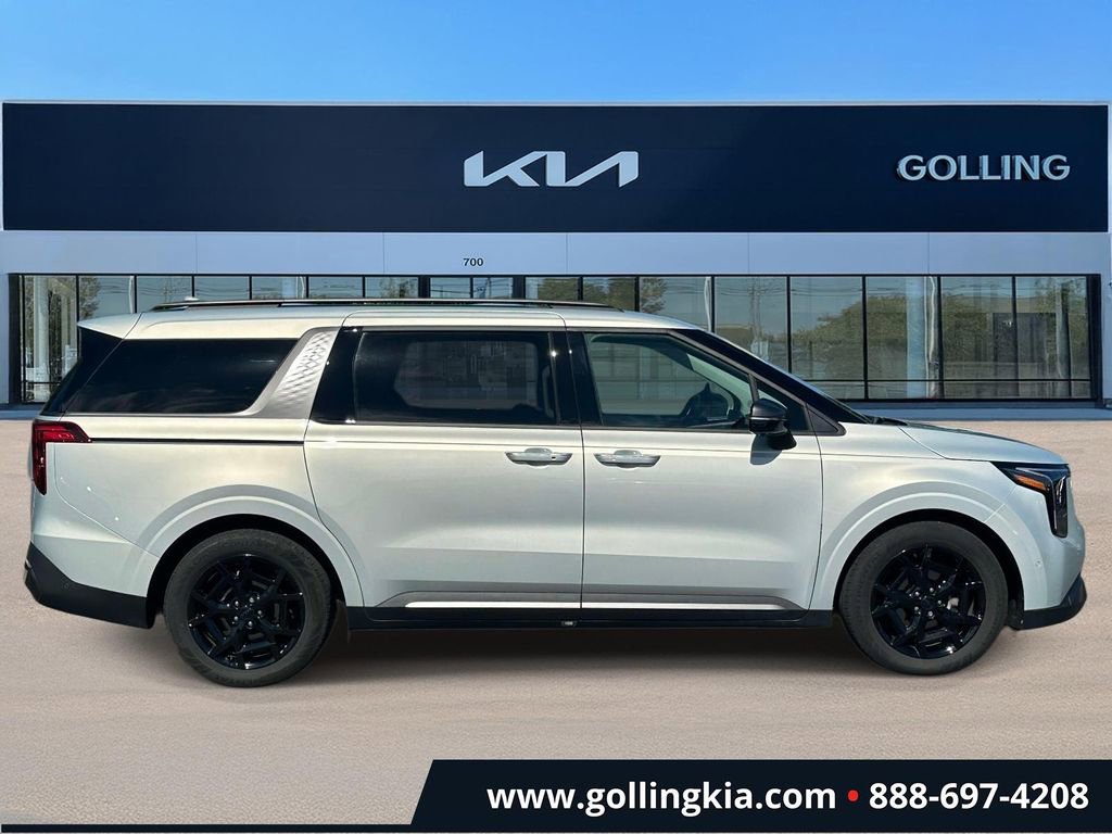 Certified 2026 Kia Carnival SX w/ SX Dark Edition Package FWD image 2