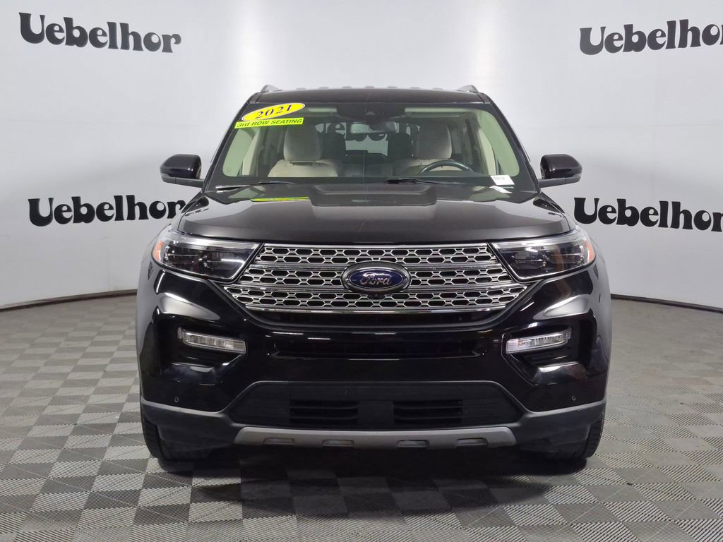 Used 2021 Ford Explorer Limited w/ Equipment Group 301A AWD/4WD image 2