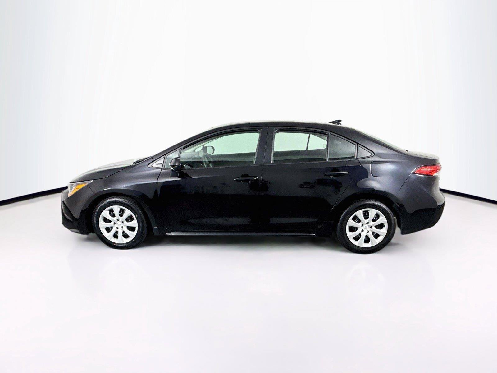 Certified 2024 Toyota Corolla LE FWD image 13