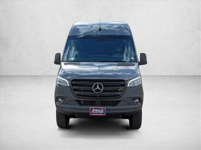 Used 2023 Mercedes-Benz Sprinter 2500 video 2