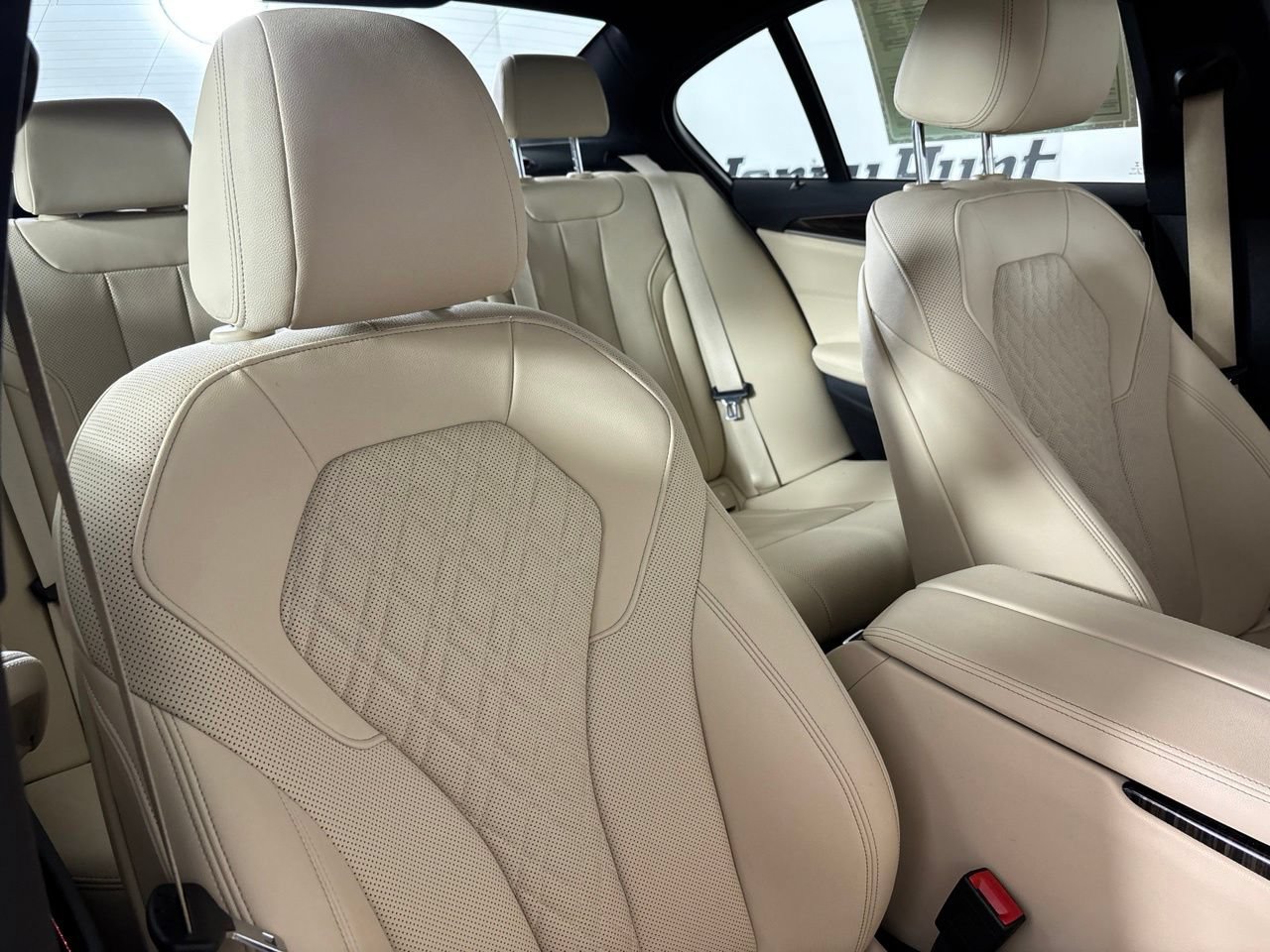 Used 2023 BMW 530i w/ Convenience Package RWD image 30