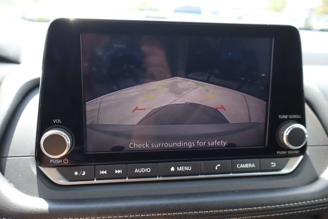 Used 2024 Nissan Rogue SV FWD image 38