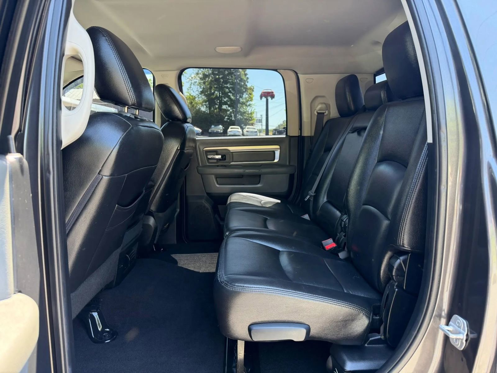 Used 2014 RAM 3500 Big Horn image 12